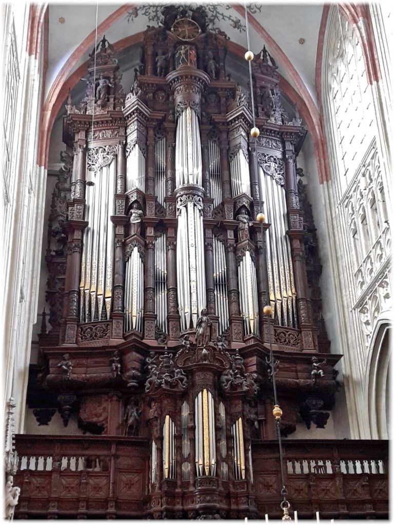 聖ヤン大聖堂のグローテオルガン