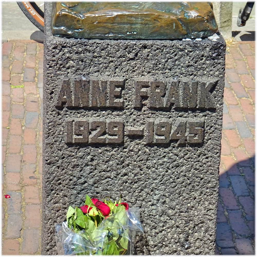 アンネフランクの記念碑